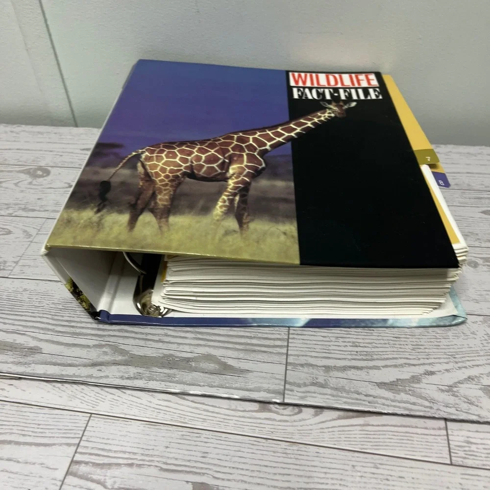 Wildlife Fact-File Binder Cards Group 7 Extinct Animals INCOMPLETE  Home School